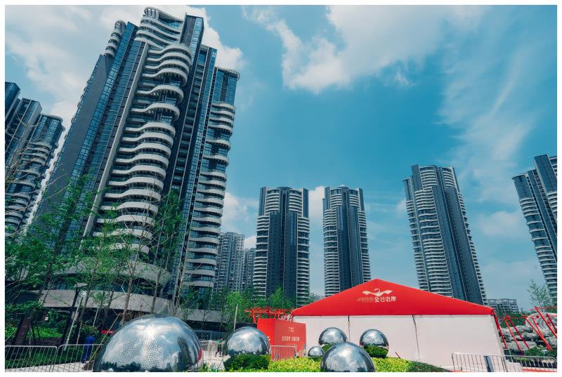 金沙泊岸